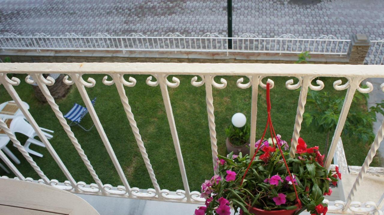 Apartment Christina Пефкохори Екстериор снимка
