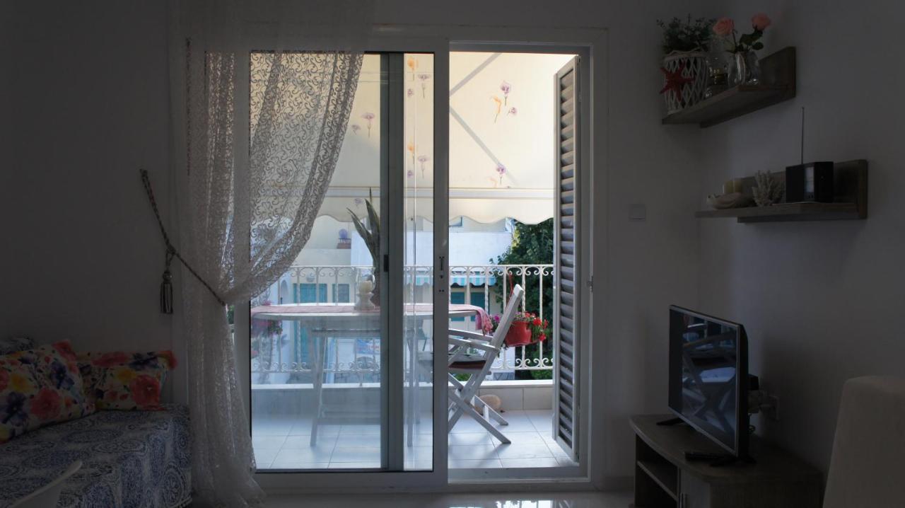 Apartment Christina Пефкохори Екстериор снимка